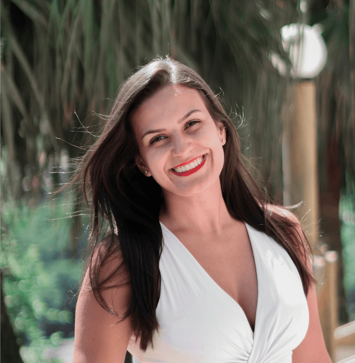 Desde que comecei a levar a Luna para banho e tosa aqui, ela nunca esteve tão feliz! O atendimento é impecável, os profissionais são super cuidadosos e sempre deixam minha peluda linda e cheirosa. Recomendo de olhos fechados!
